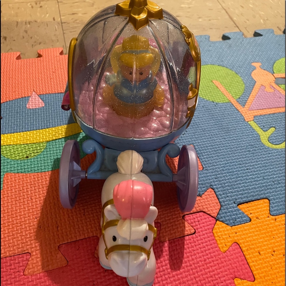 Fisher price little people Cinderella carriage and figure talks and sings